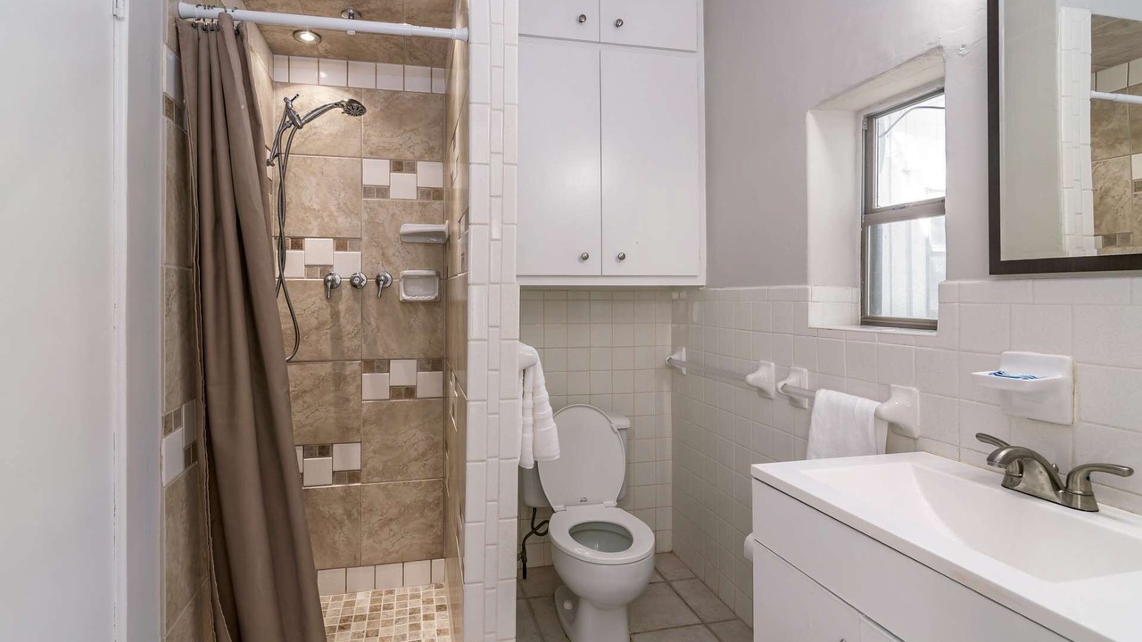 Photo of Bathroom in Comanche Trail