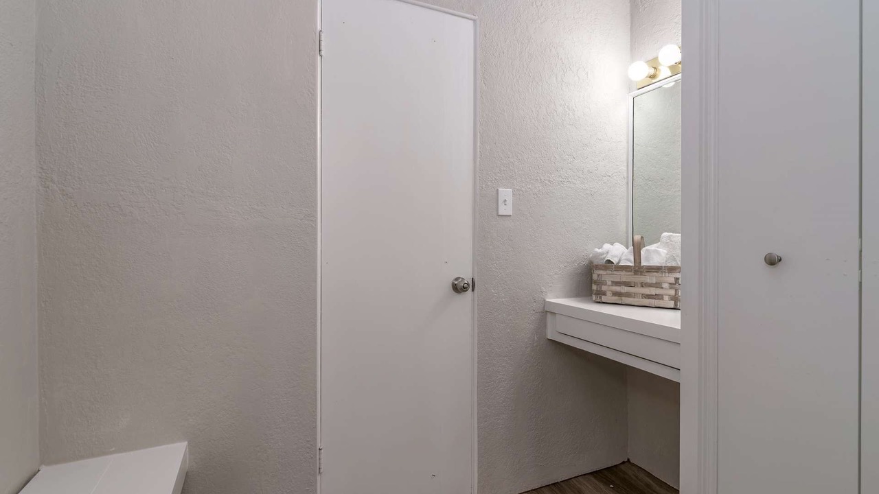Photo of Bathroom in Comanche Trail