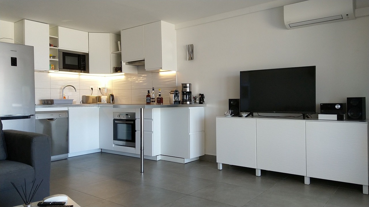 Photo of Kitchen in Nettle Bay