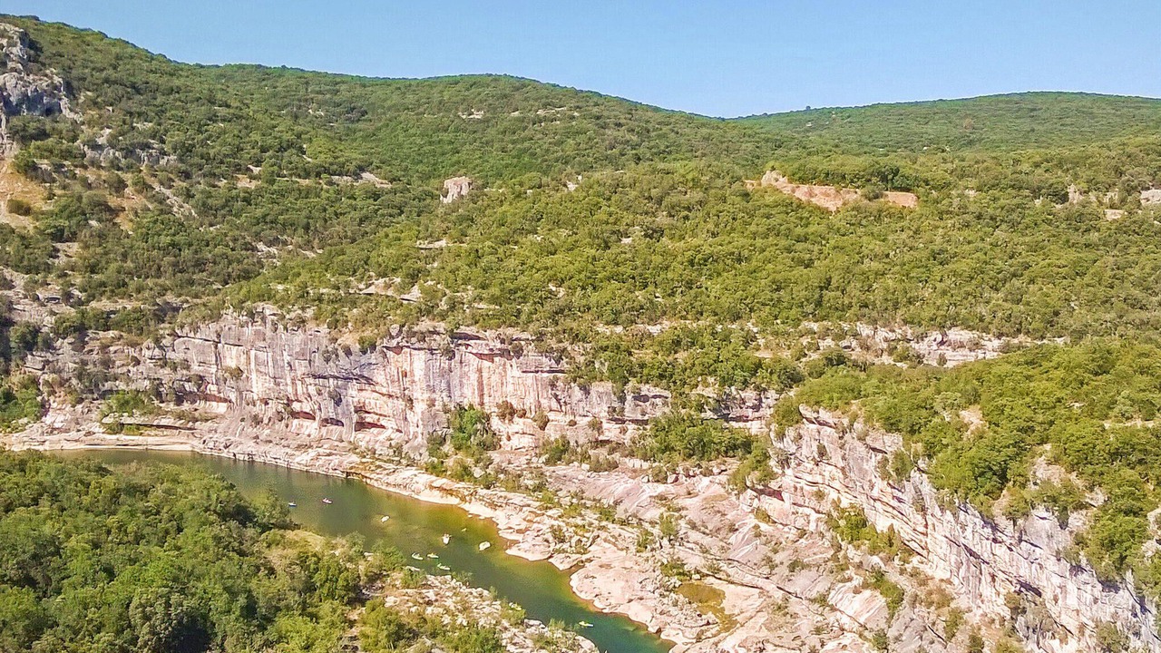 Photo of Others in Lamotte-du-Rhone