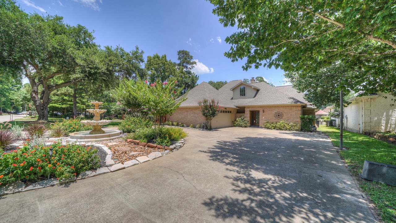 Photo of Others in Walden on Lake Conroe