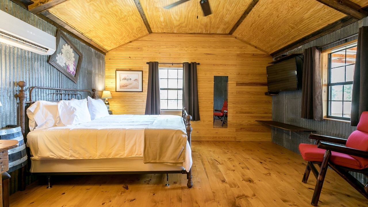 Photo of Bedroom in Fredericksburg
