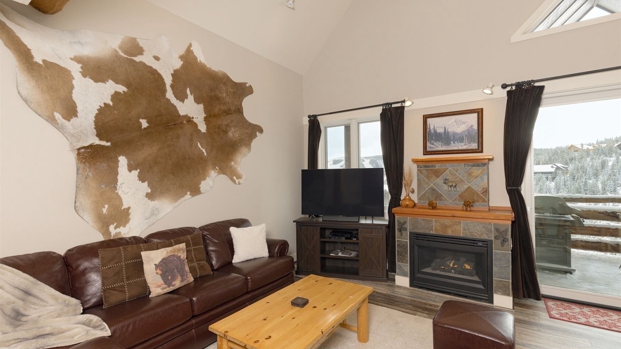 Photo of Livingroom in Saddle Ridge
