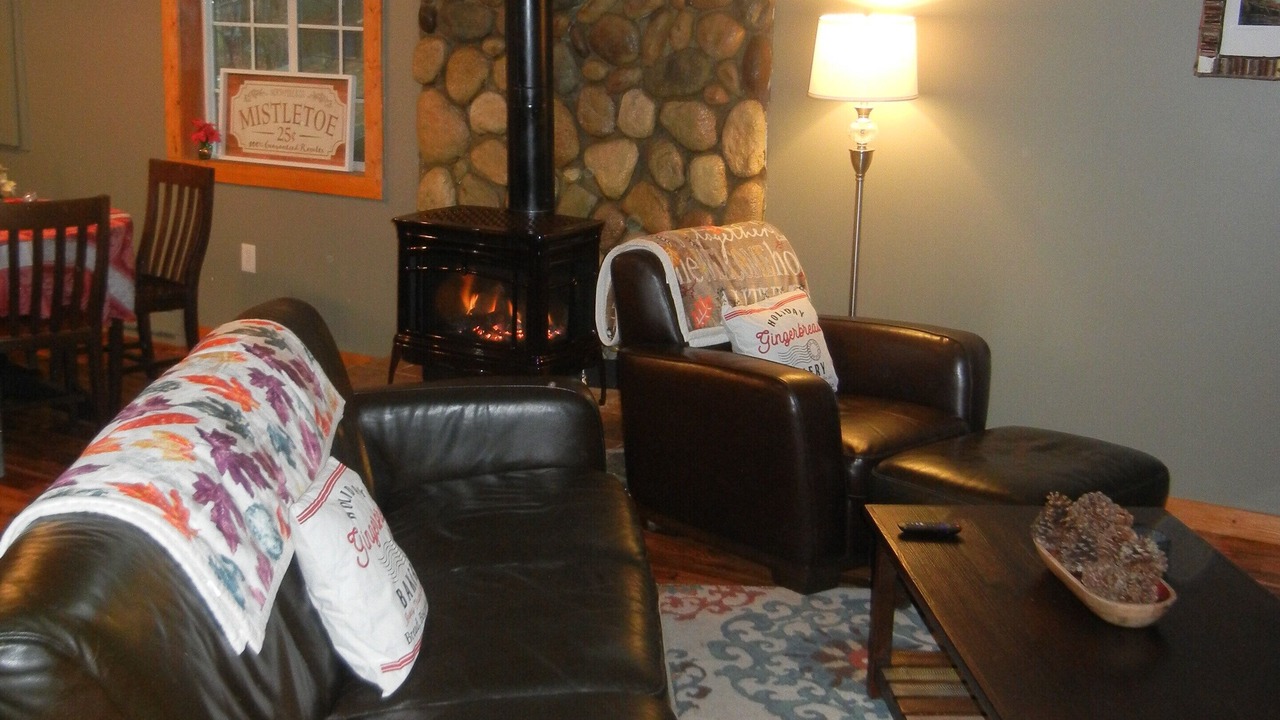 Photo of Livingroom in Gloversville