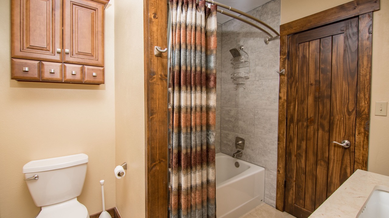 Photo of Bathroom in Granite Canon