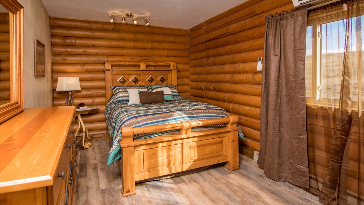 Photo of Bedroom in Granite Canon