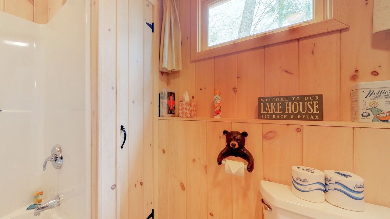 Photo of Bathroom in Naples