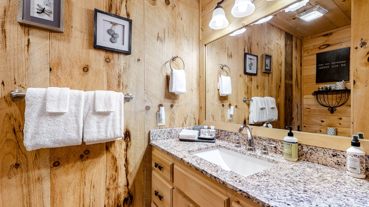 Photo of Bathroom in Aska