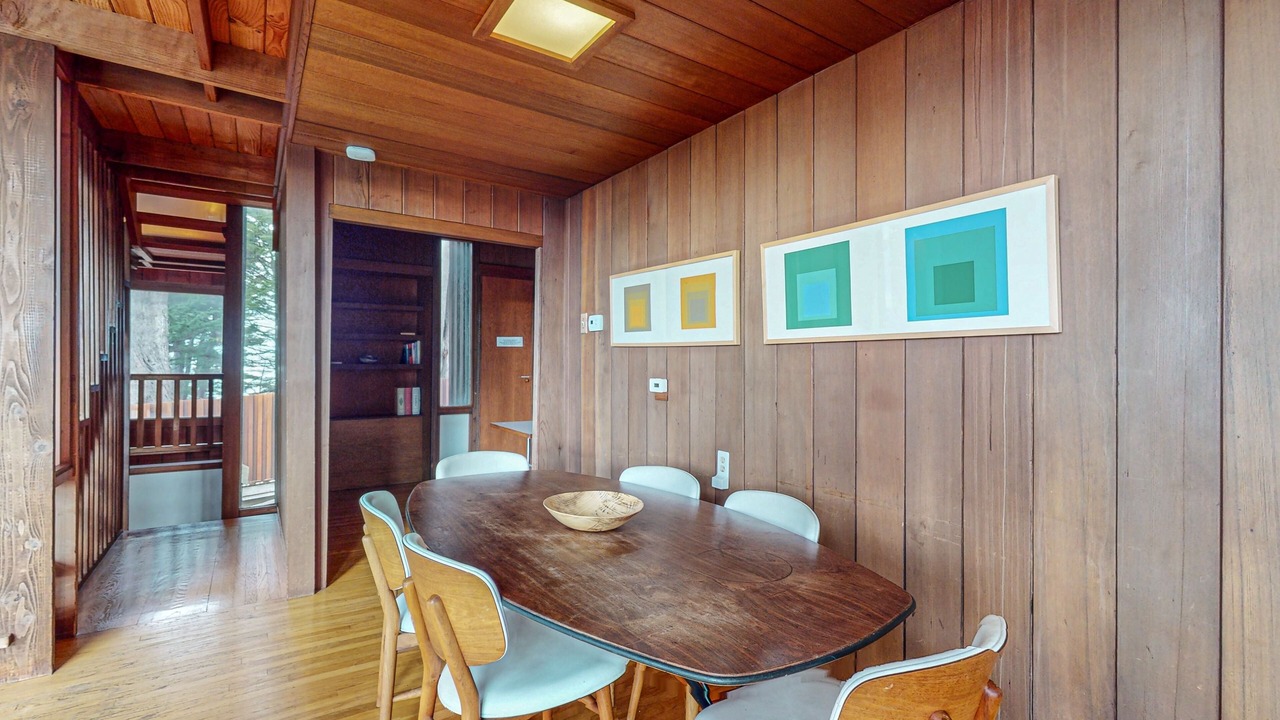 Photo of Others in Elk