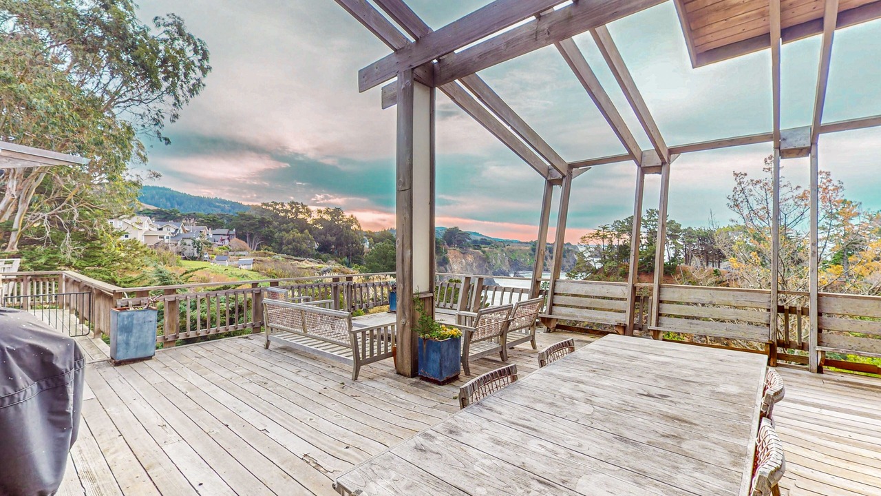 Photo of Outdoor in Elk