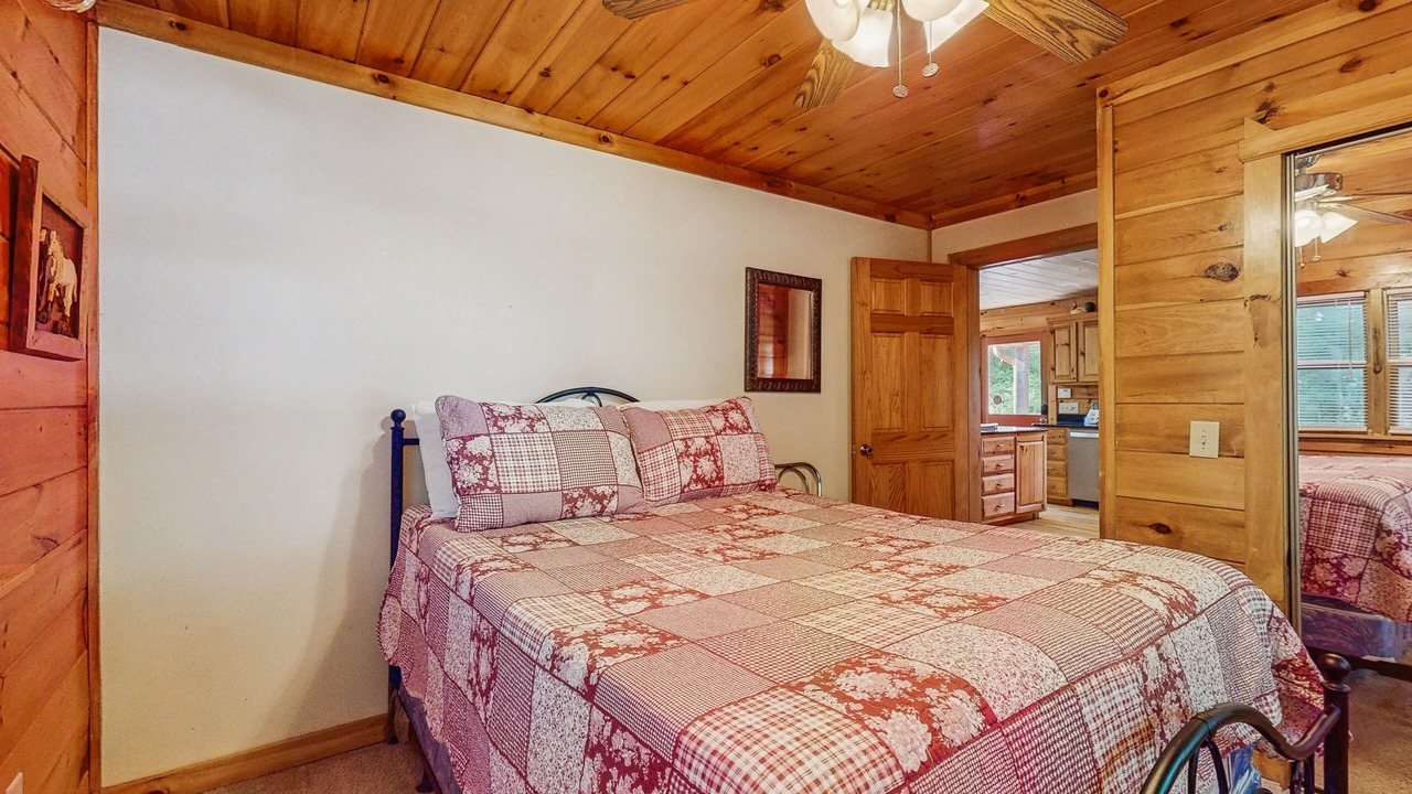 Photo of Bedroom in Blue Ridge