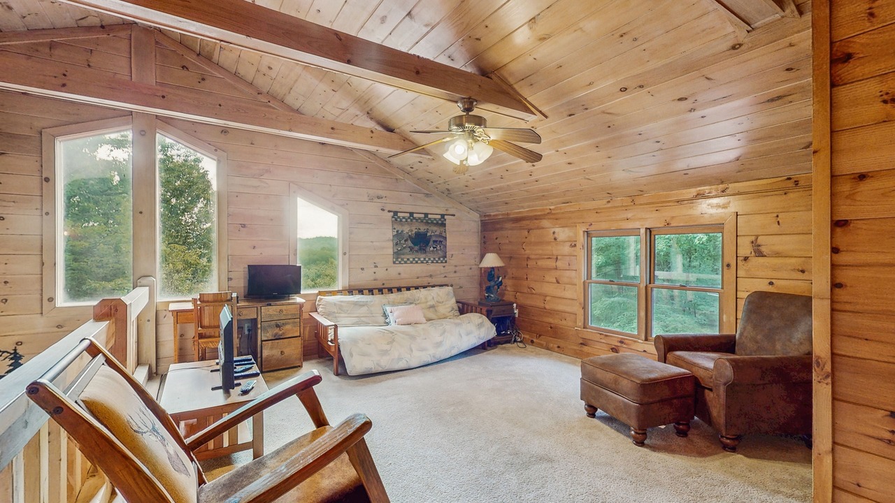 Photo of Livingroom in Blue Ridge