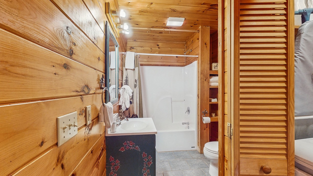 Photo of Bathroom in Blue Ridge
