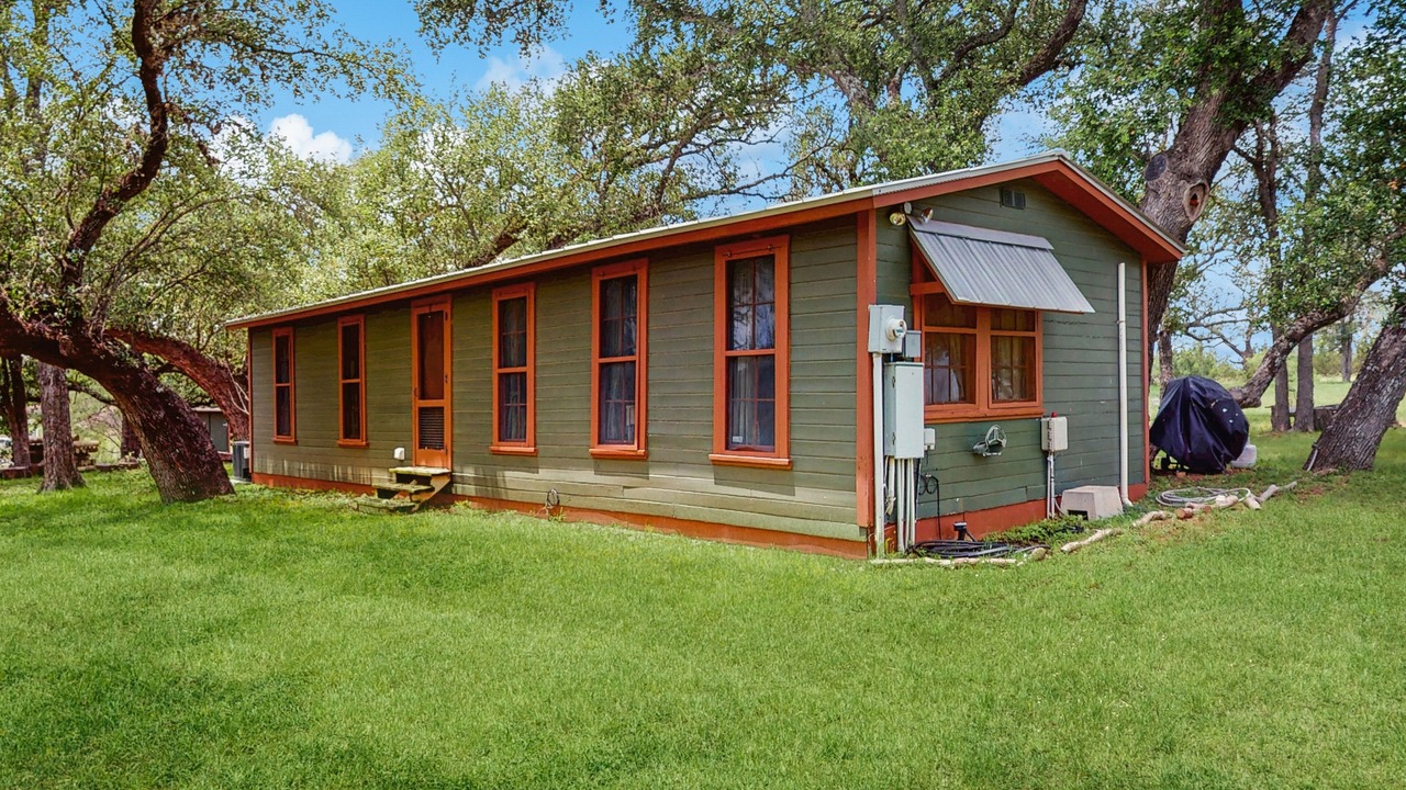 Photo of Others in Burnet