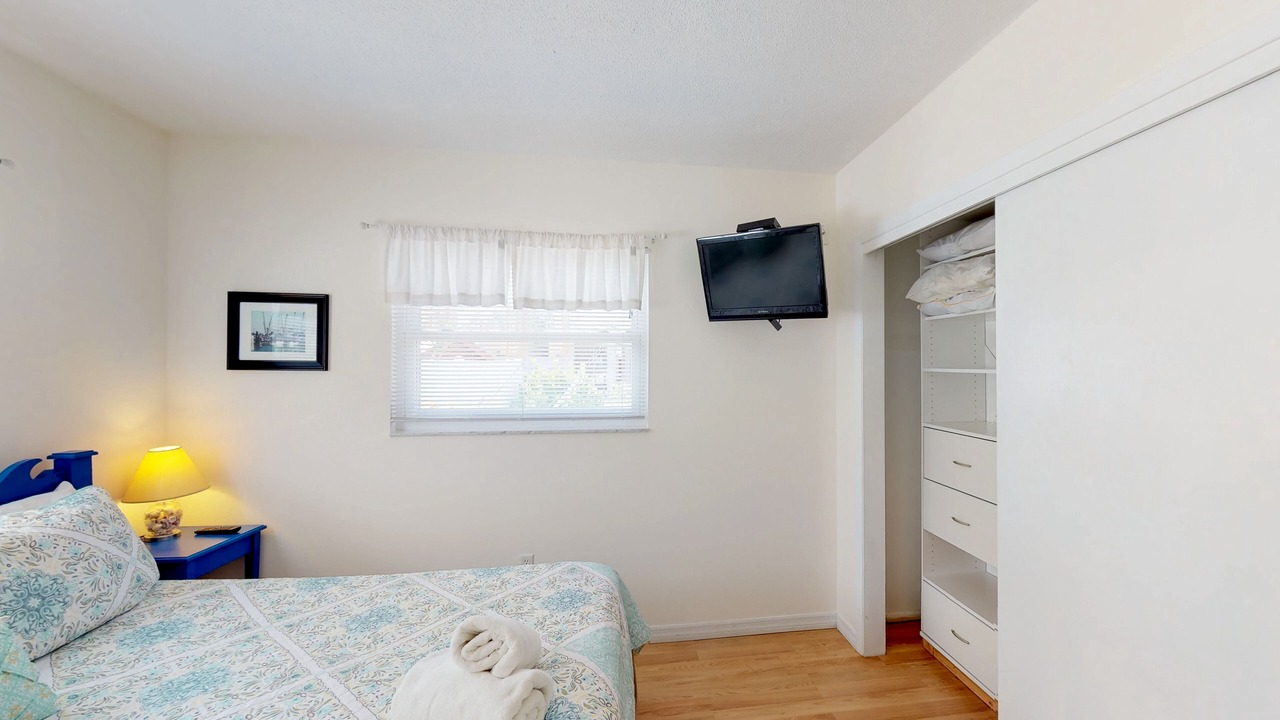 Photo of Bedroom in Holmes Beach