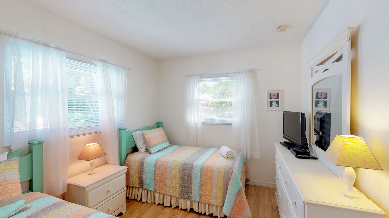 Photo of Bedroom in Holmes Beach