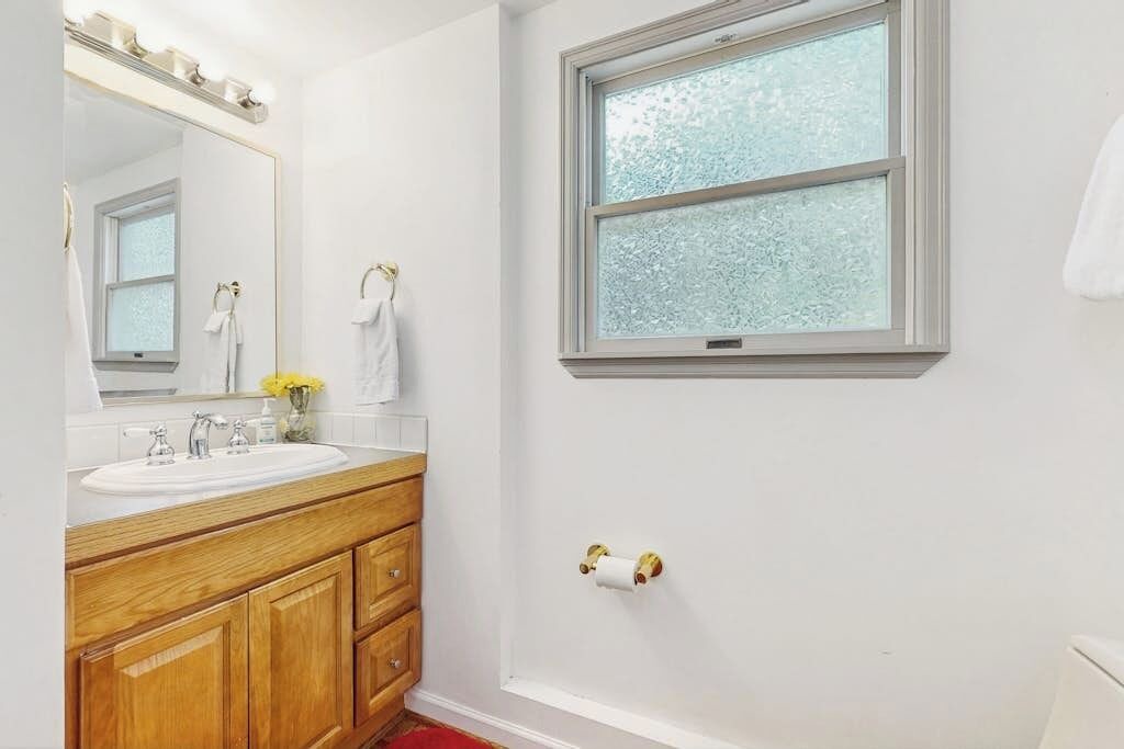 Photo of Bathroom in Manson