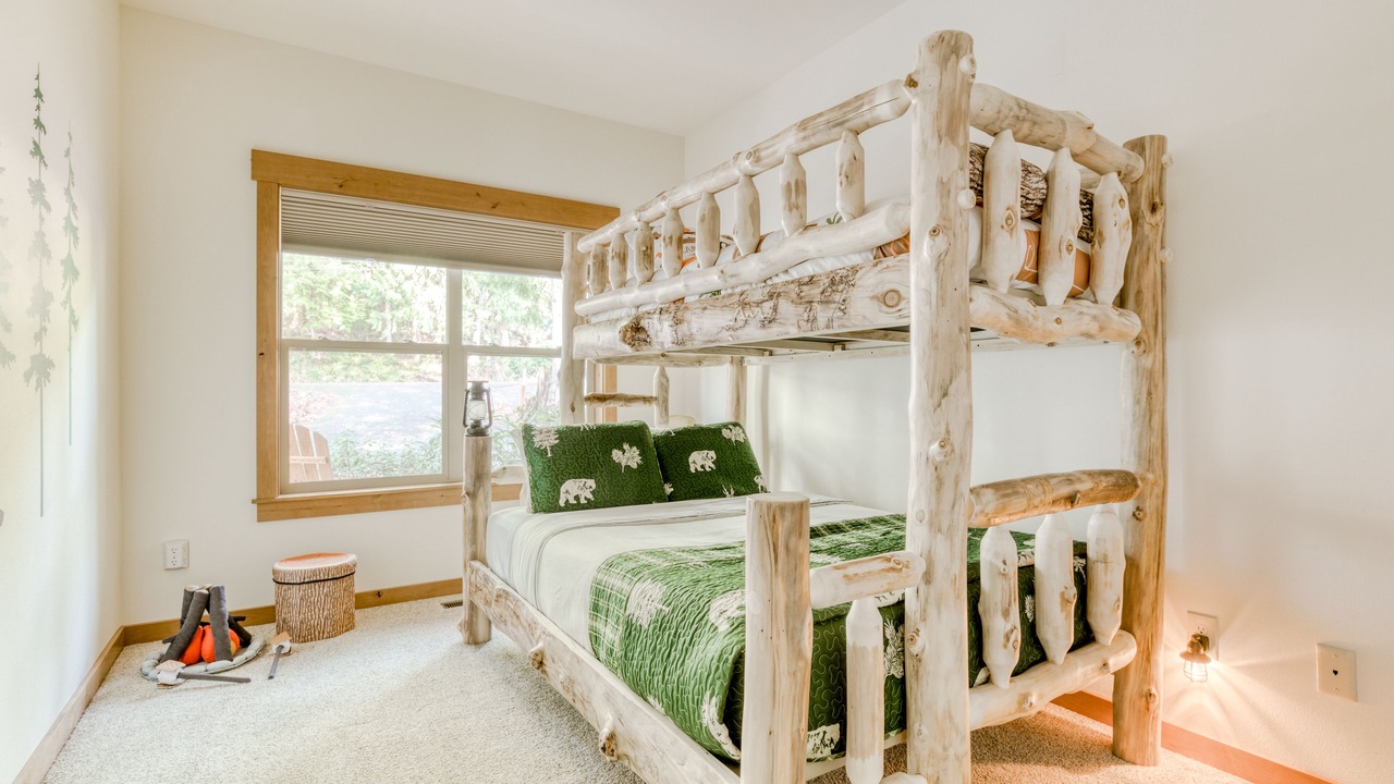 Photo of Bedroom in Welches