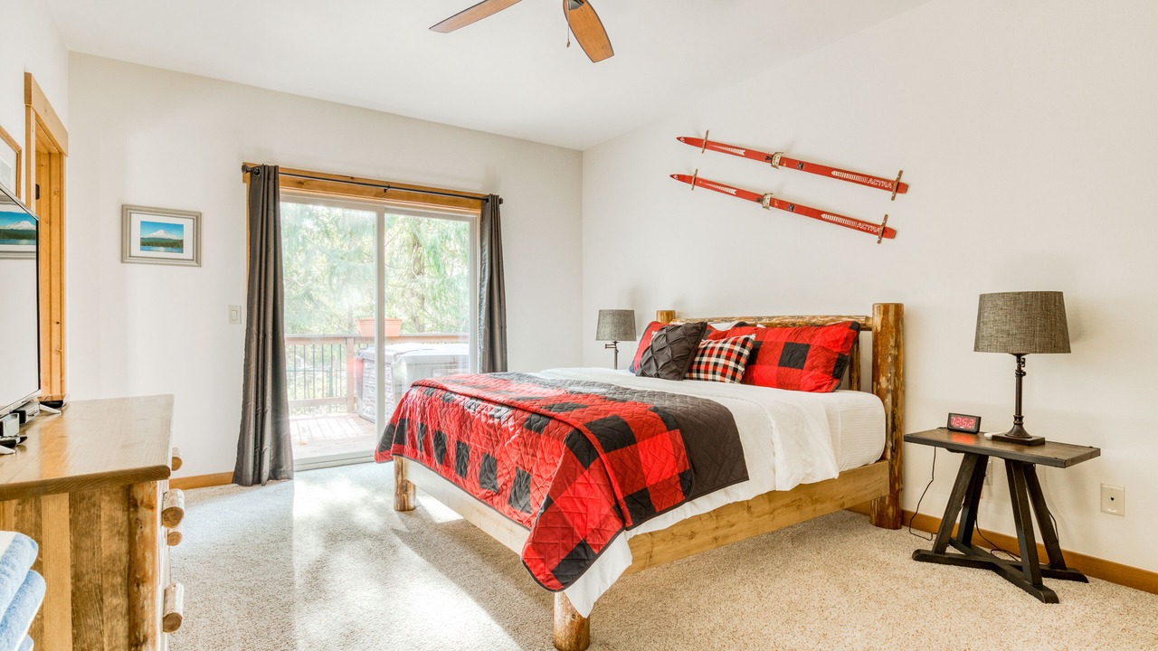 Photo of Bedroom in Welches