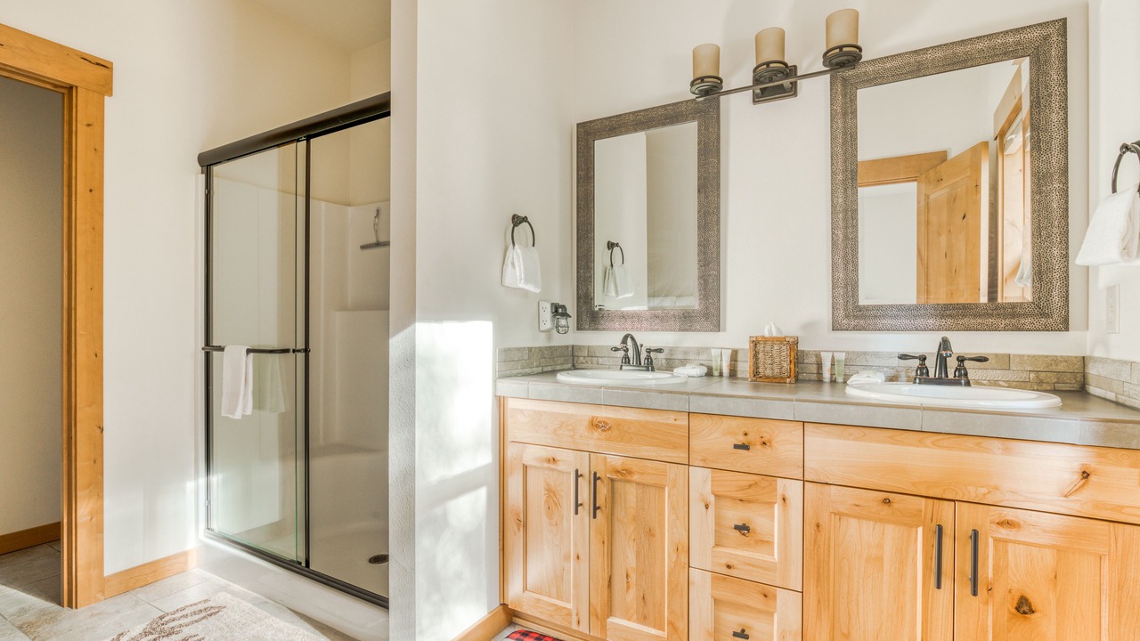 Photo of Bathroom in Welches