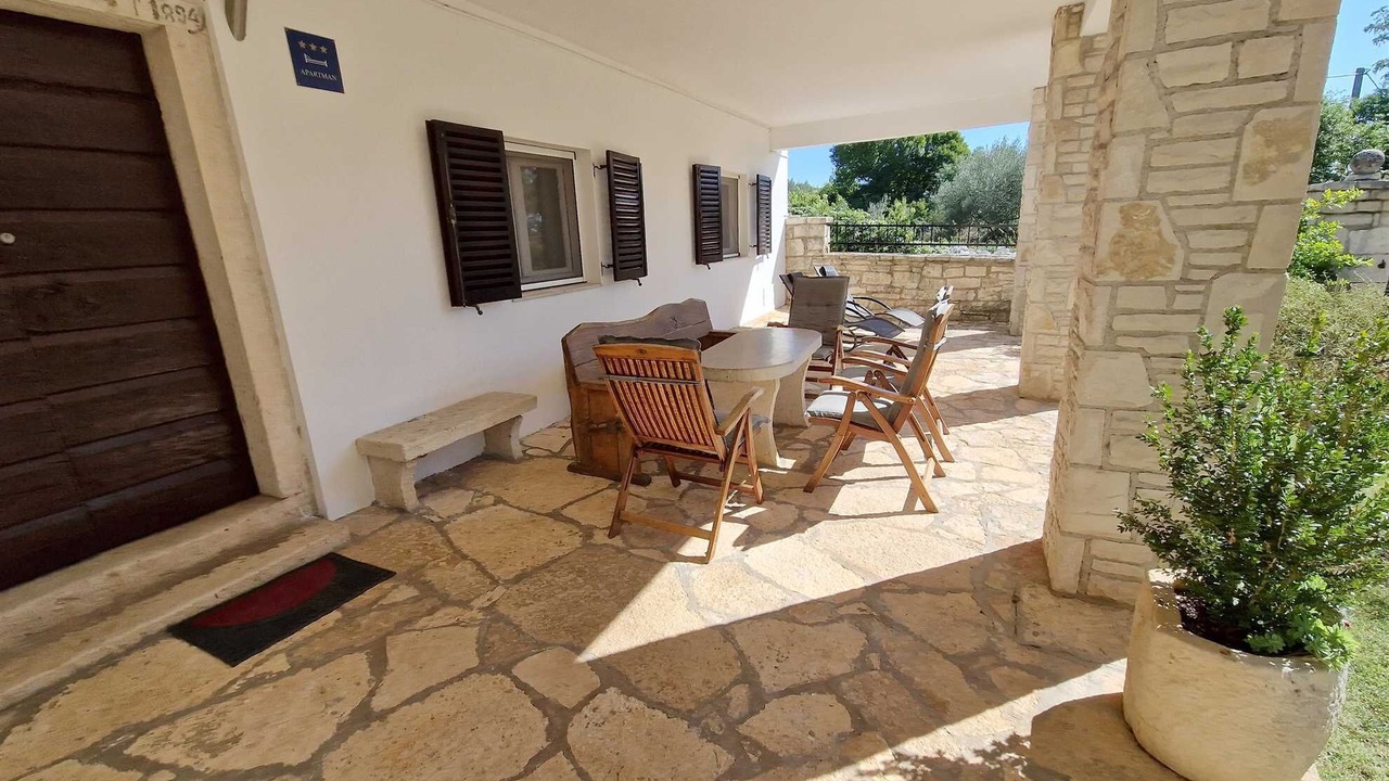 Photo of Outdoor in Golas