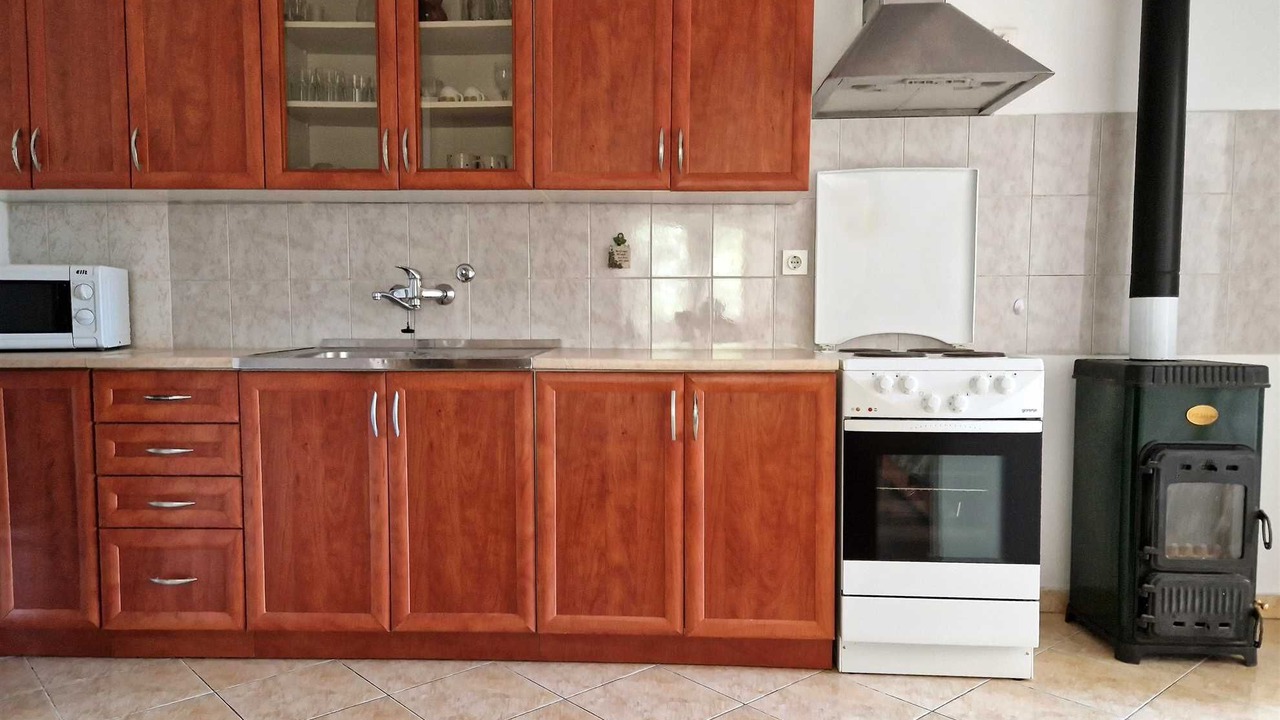 Photo of Kitchen in Golas
