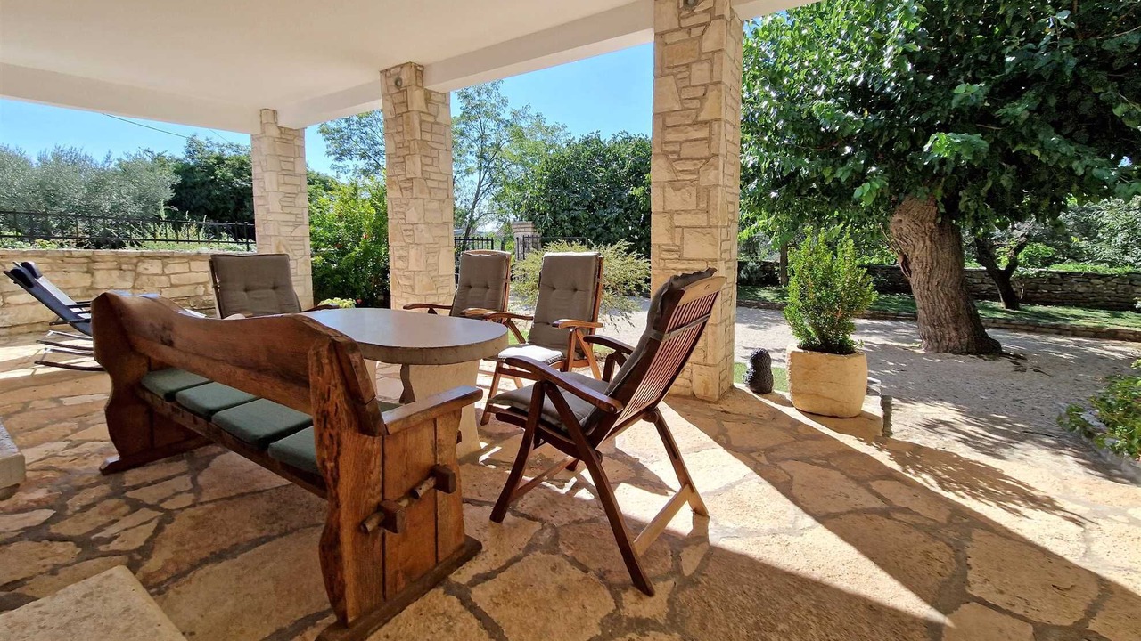 Photo of Outdoor in Golas