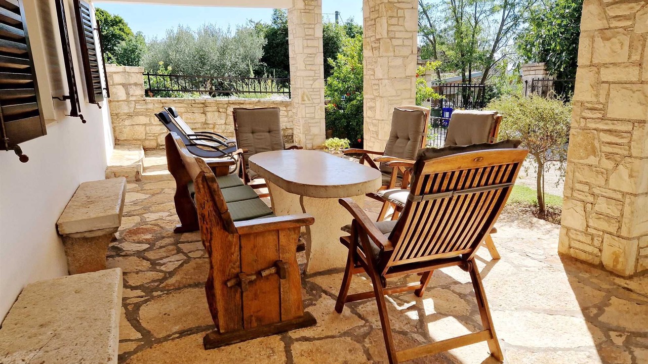 Photo of Outdoor in Golas