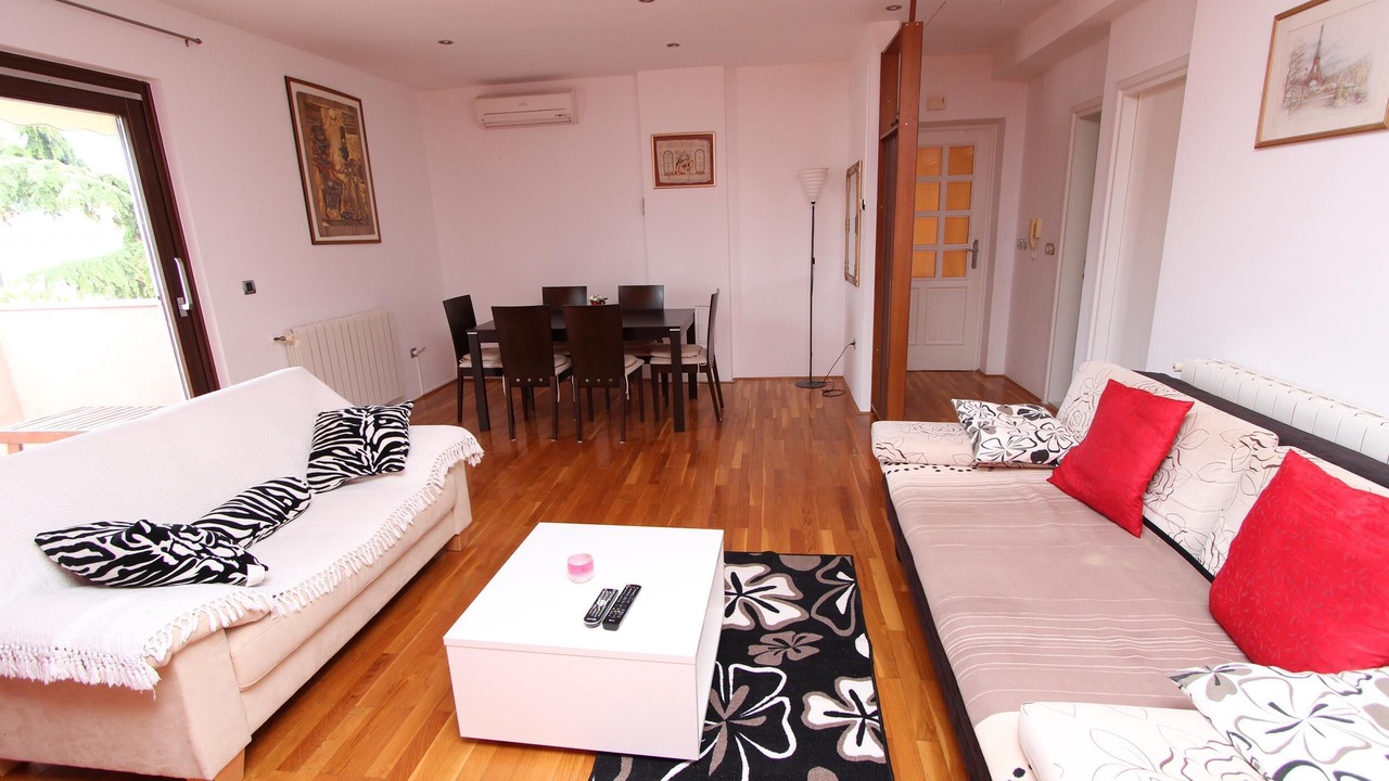Photo of Livingroom in Borik