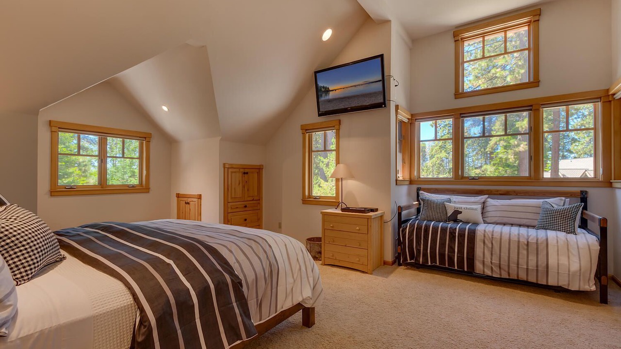 Photo of Others in Tahoe Vista
