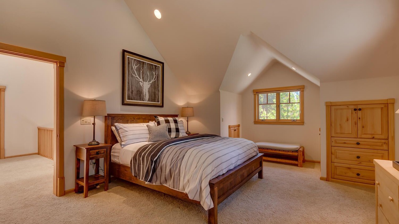 Photo of Others in Tahoe Vista