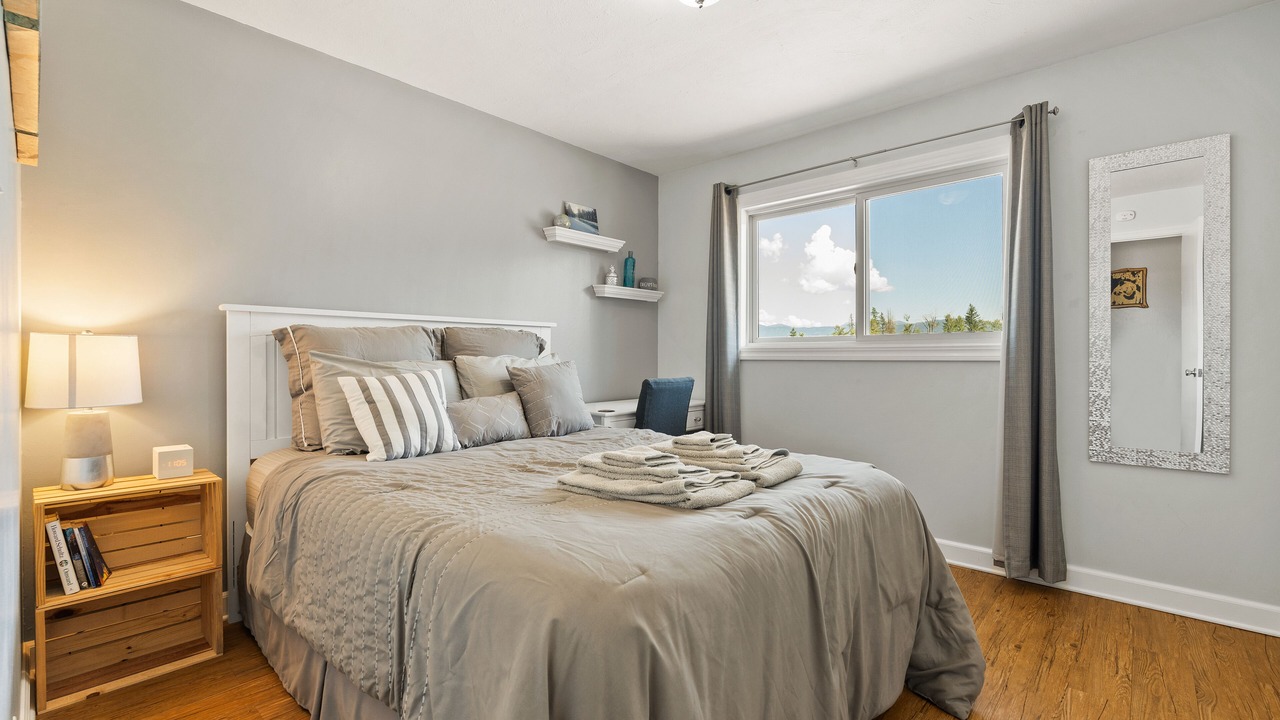 Photo of Bedroom in Columbia Falls