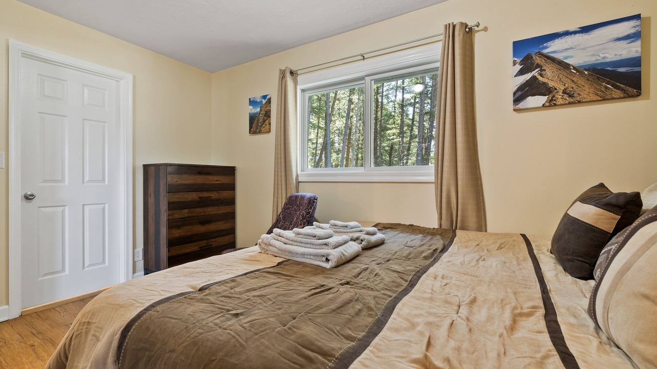 Photo of Bedroom in Columbia Falls