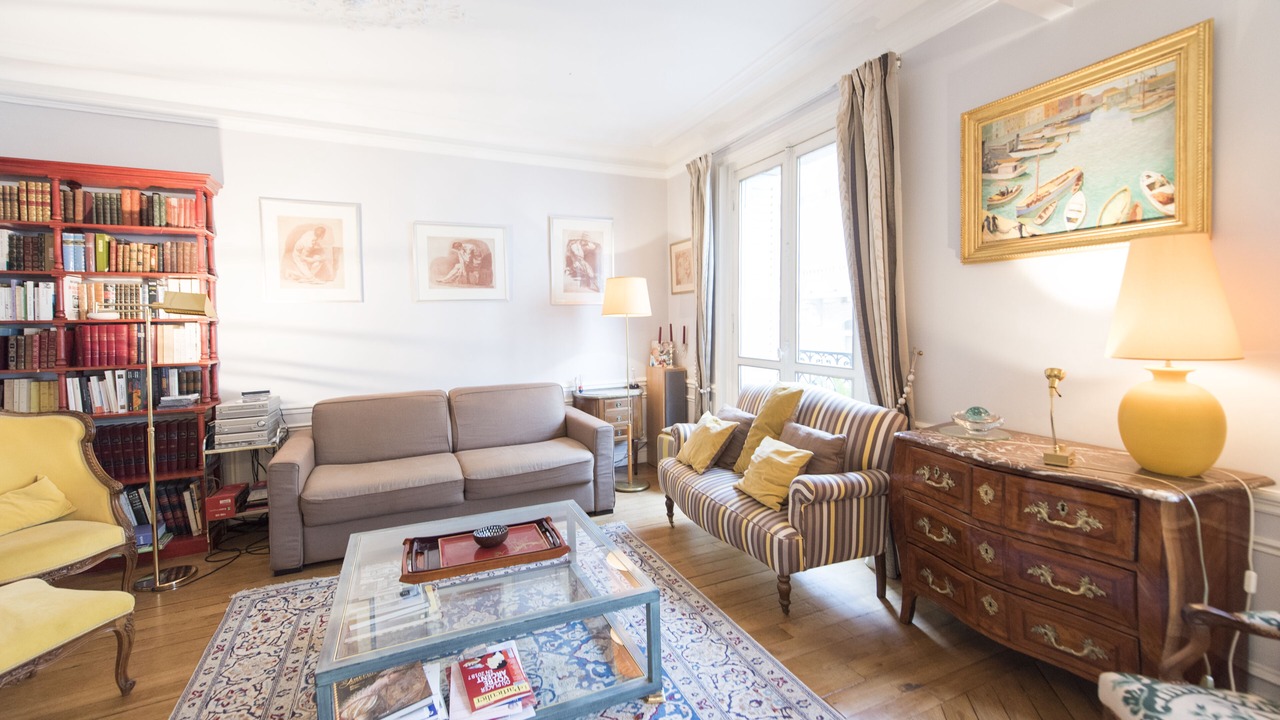Photo of Livingroom in 6th Arrondissement
