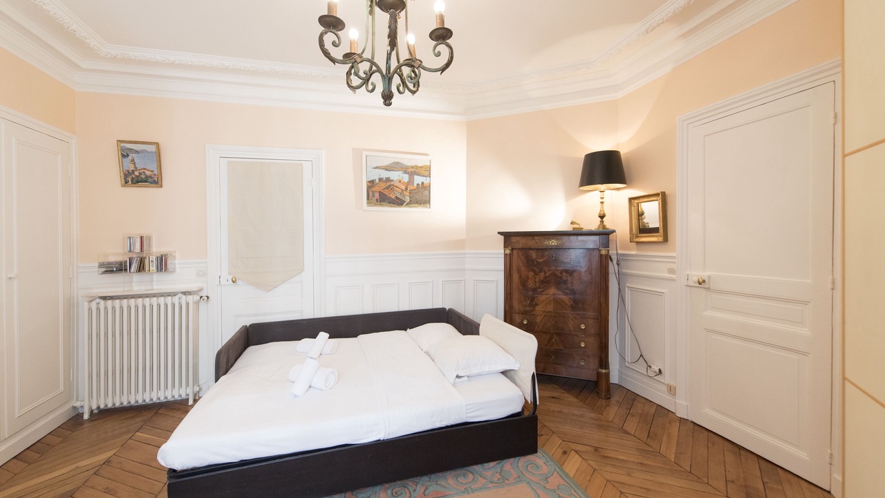 Photo of Bedroom in 6th Arrondissement
