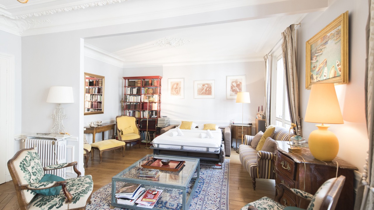 Photo of Bedroom in 6th Arrondissement