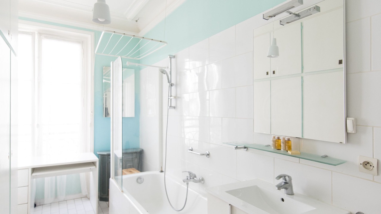 Photo of Bathroom in 6th Arrondissement