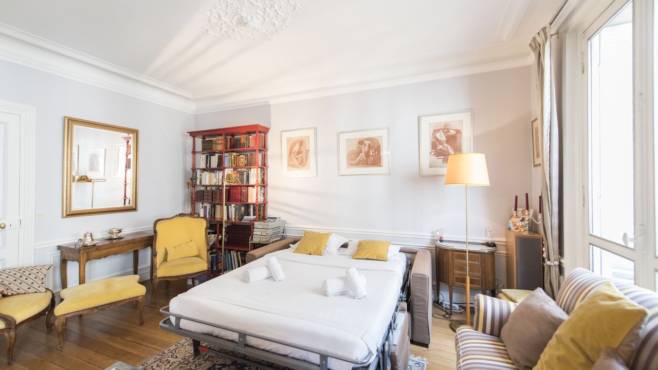 Photo of Bedroom in 6th Arrondissement
