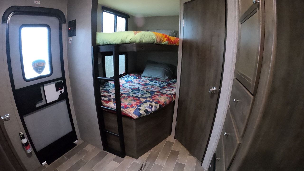 Photo of Bedroom in Compton