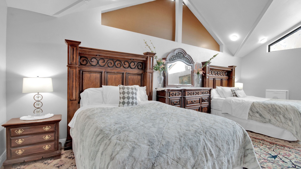 Photo of Bedroom in Holladay
