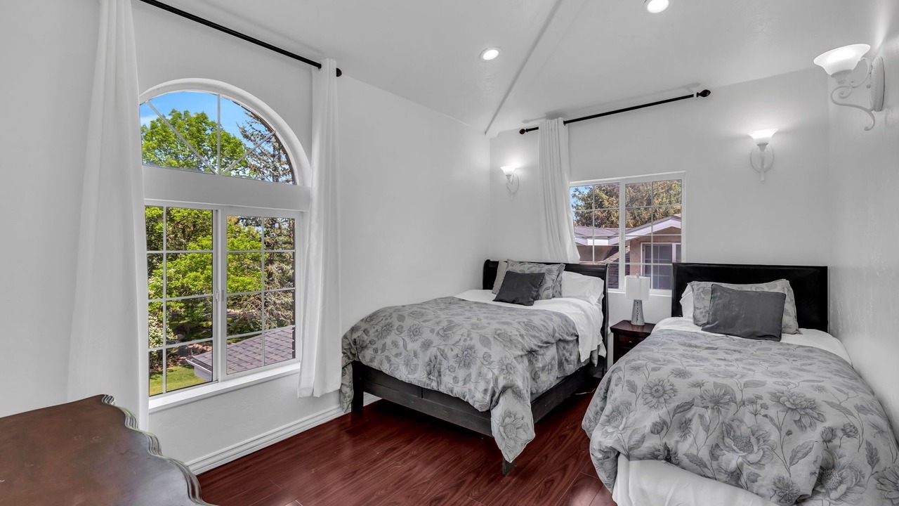 Photo of Bedroom in Holladay