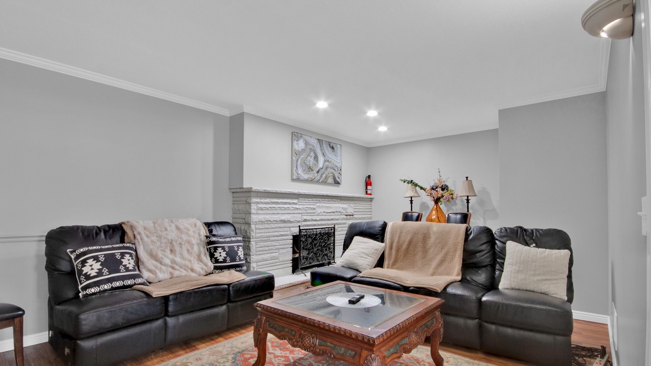Photo of Livingroom in Holladay