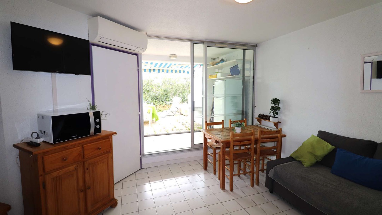 Photo of Livingroom in Le Grau-Du-Roi