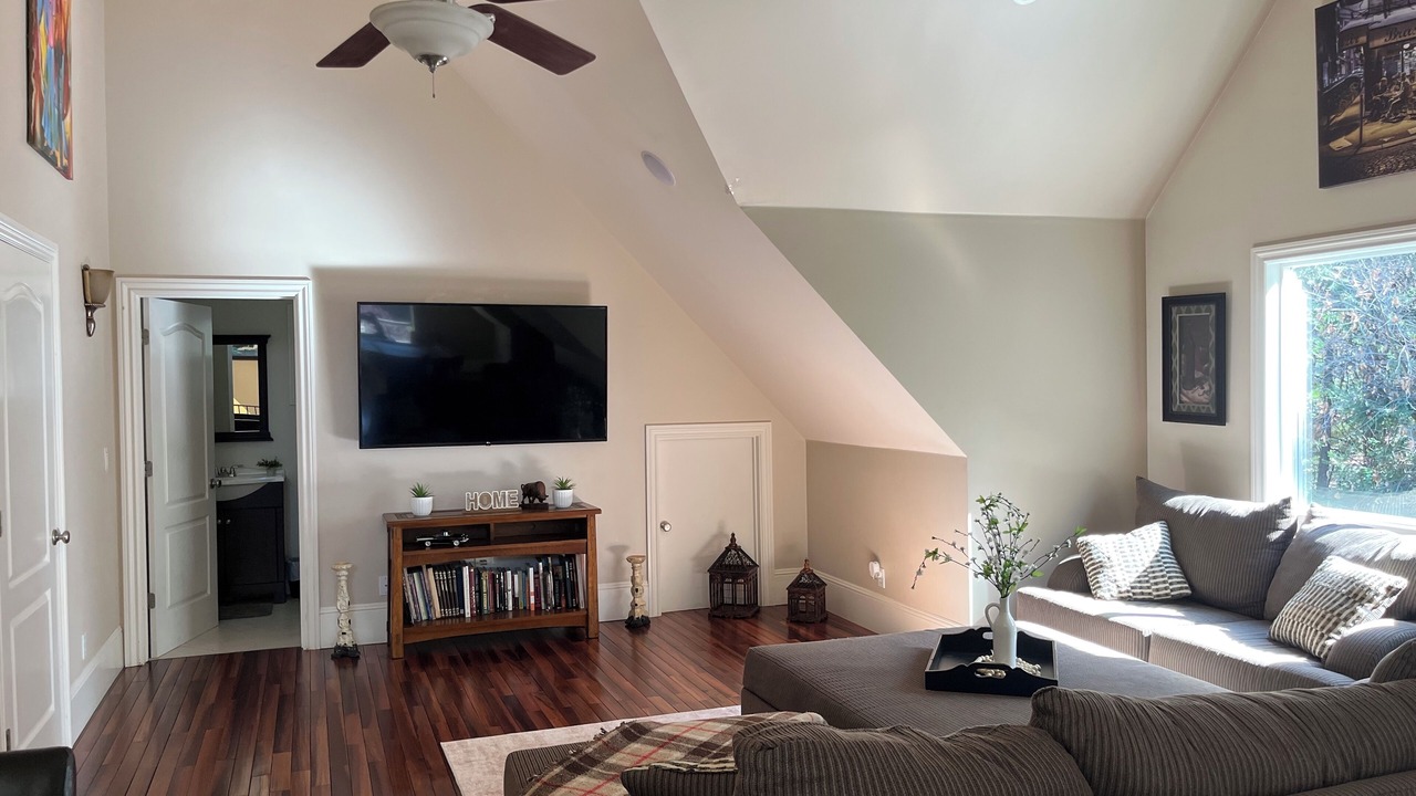 Photo of Livingroom in Foresthill