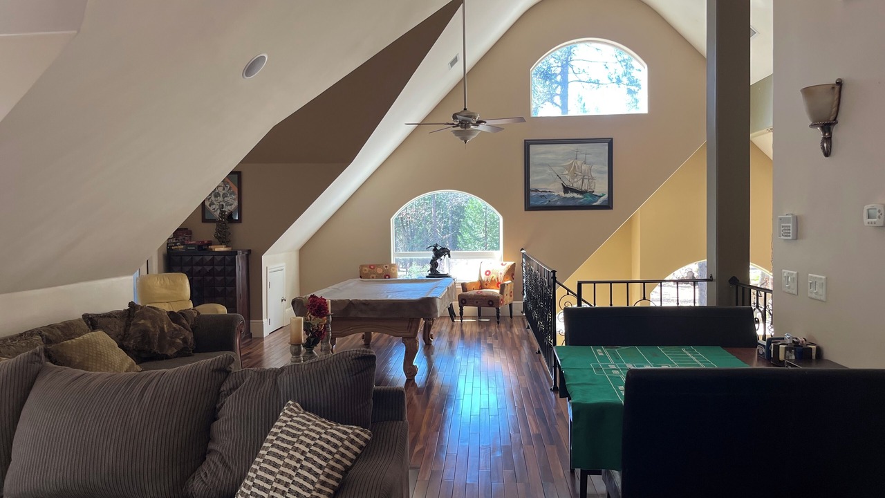 Photo of Livingroom in Foresthill