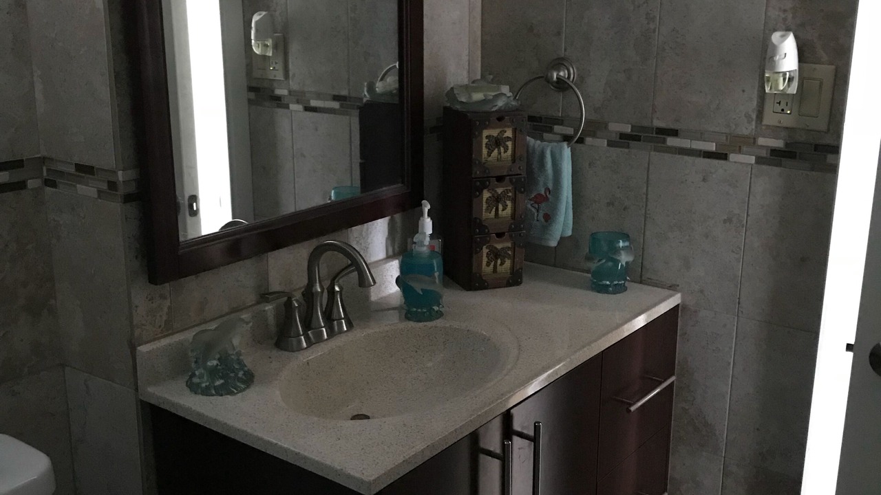 Photo of Bathroom in Islamorada