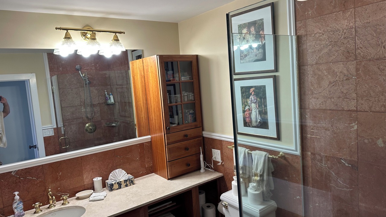Photo of Bathroom in Water Mill