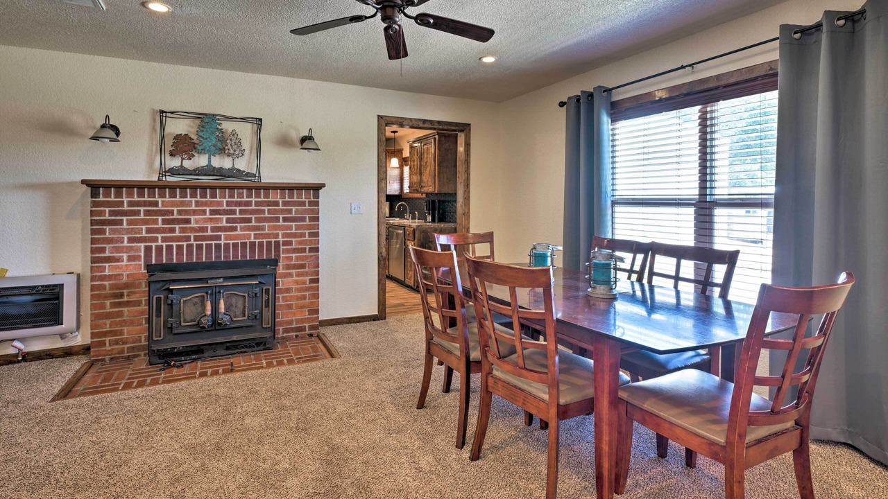 Photo of Livingroom in McAlester