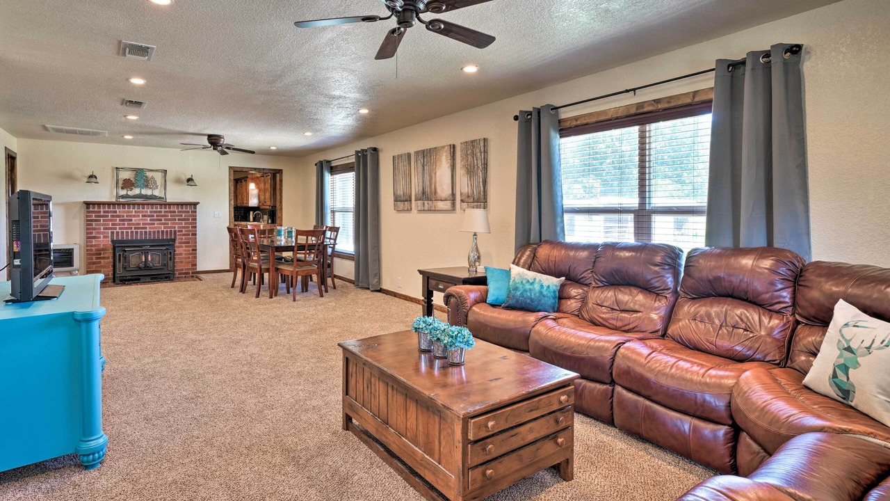 Photo of Livingroom in McAlester