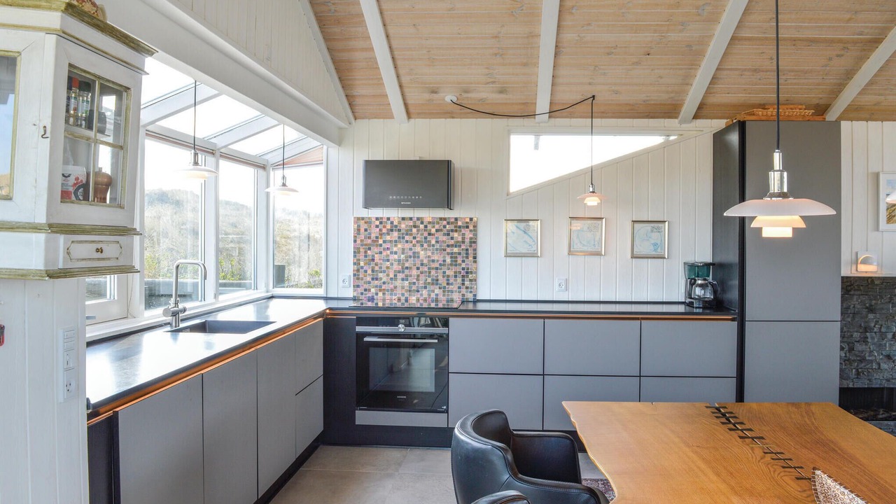 Photo of Others in Houvig Strand